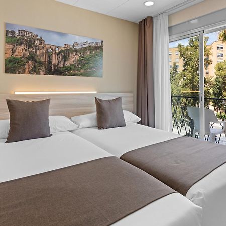 Hotel Vas Malaga Ciudad Esterno foto
