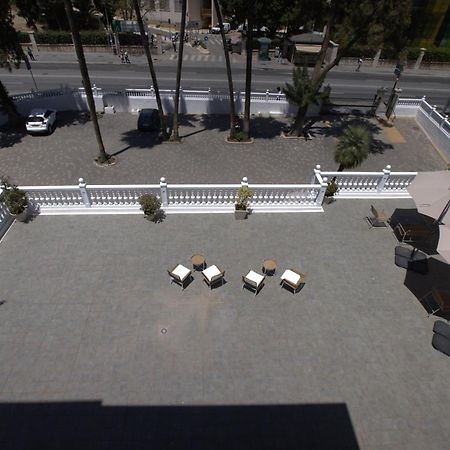 Hotel Vas Malaga Ciudad Esterno foto