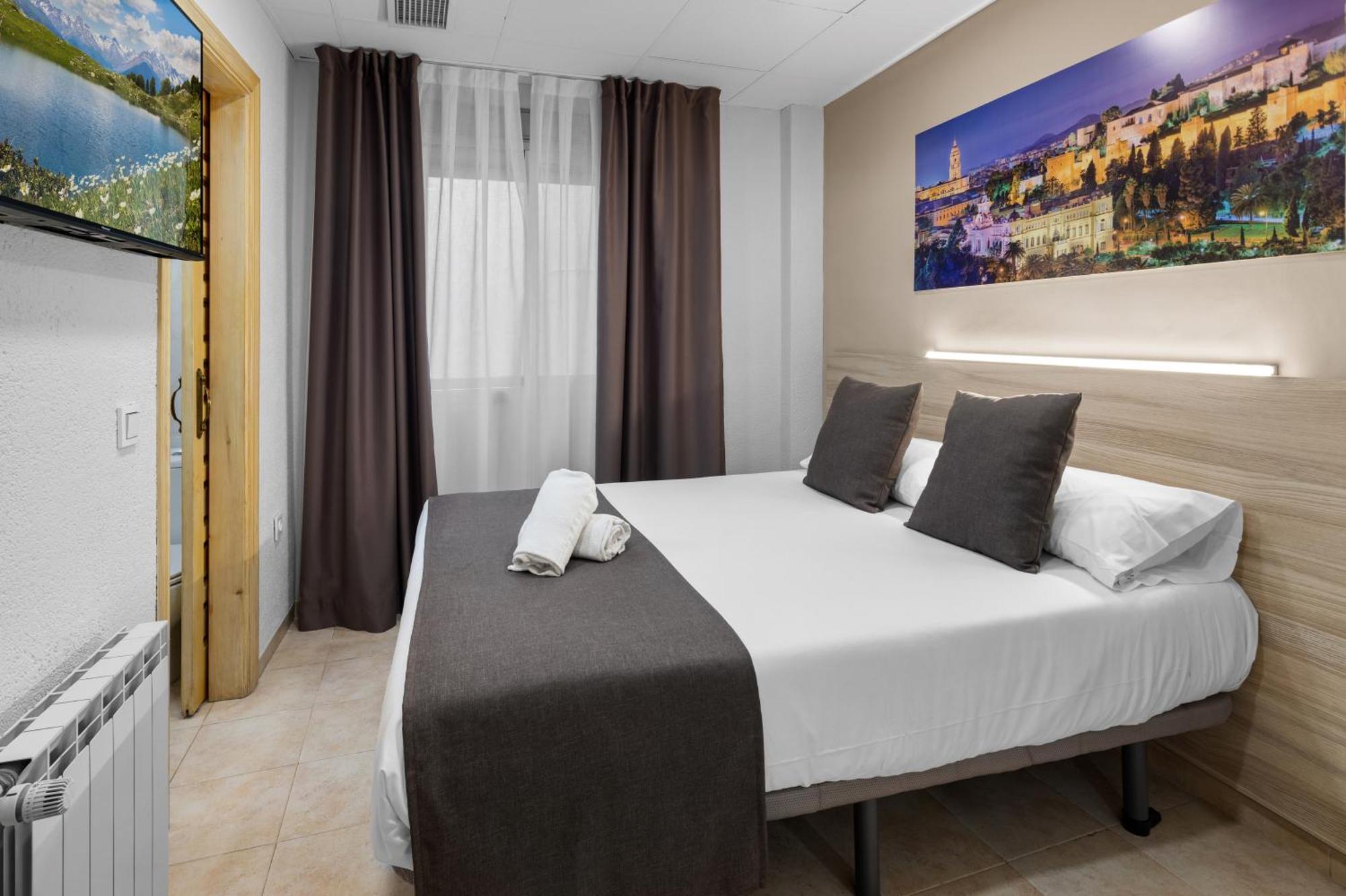 Hotel Vas Malaga Ciudad Esterno foto