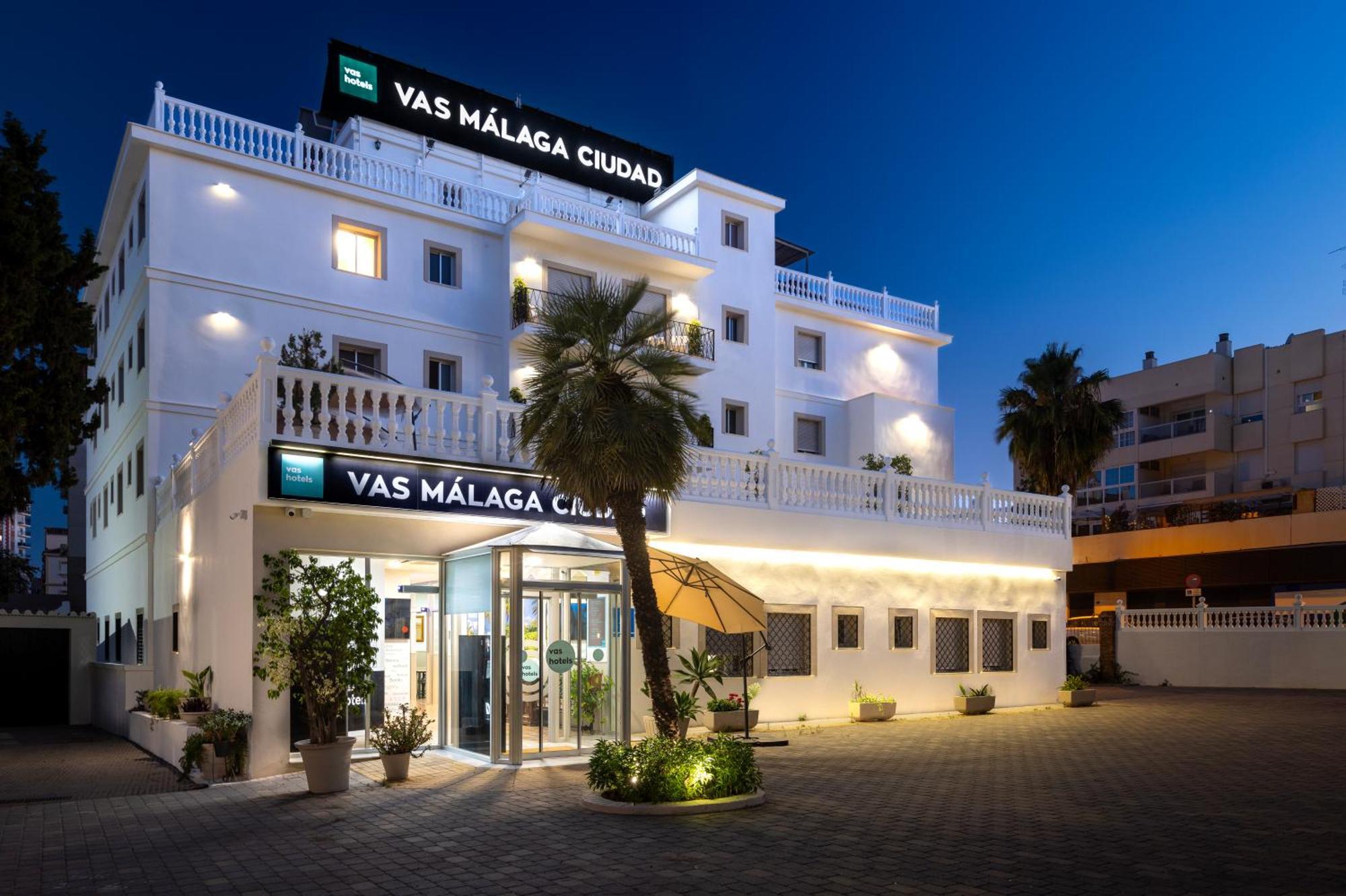 Hotel Vas Malaga Ciudad Esterno foto